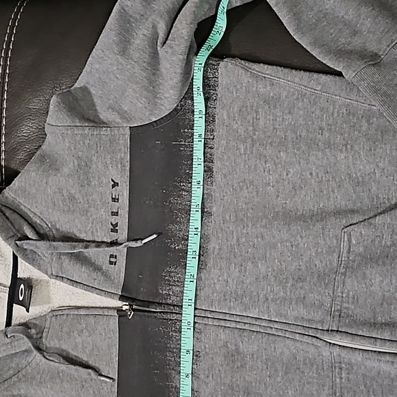 Oakley Zip Hoodie Gray and Black Size Medium - Picture 4 of 5